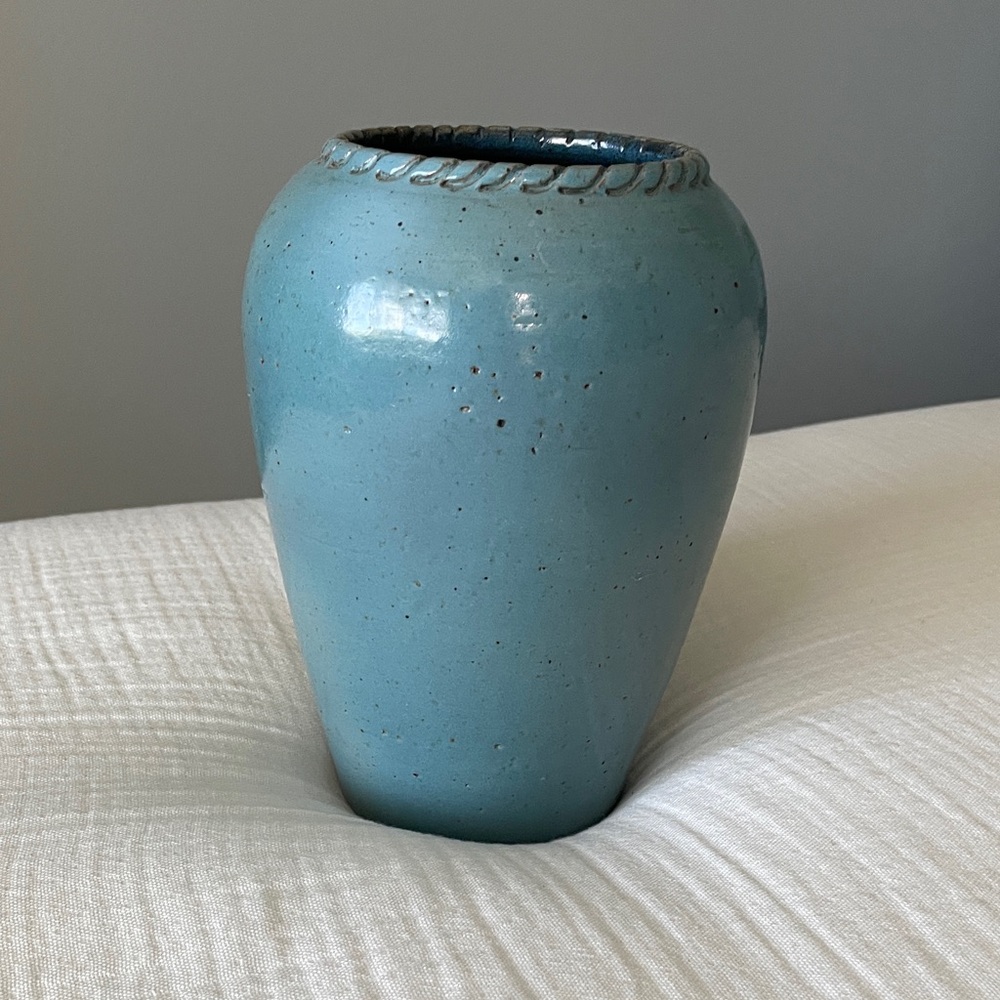 David Tolerton pottery vase